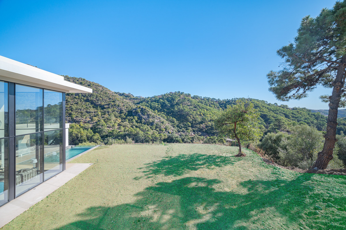 Se vende Villa - Chalet de 6 dormitorios en Costa Del Sol, Málaga, España