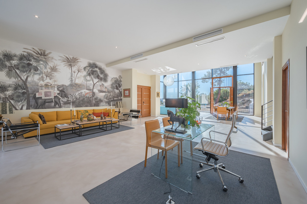 Se vende Villa - Chalet de 6 dormitorios en Costa Del Sol, Málaga, España