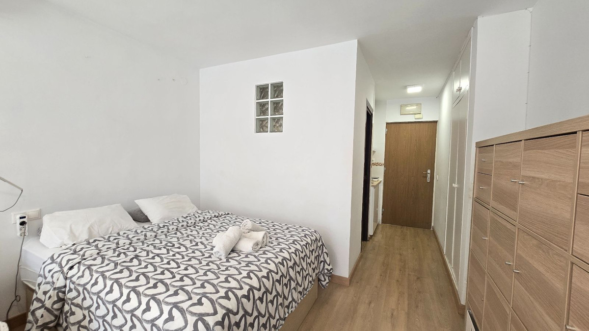 Se vende Estudio Planta Media  en Costa Del Sol, Málaga, España