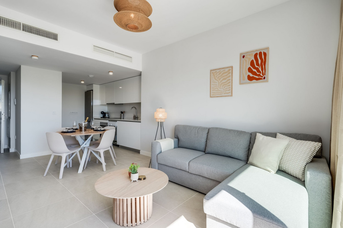 1 Bed Apartment for sale in Selwo Costa Del Sol, Málaga, Spain