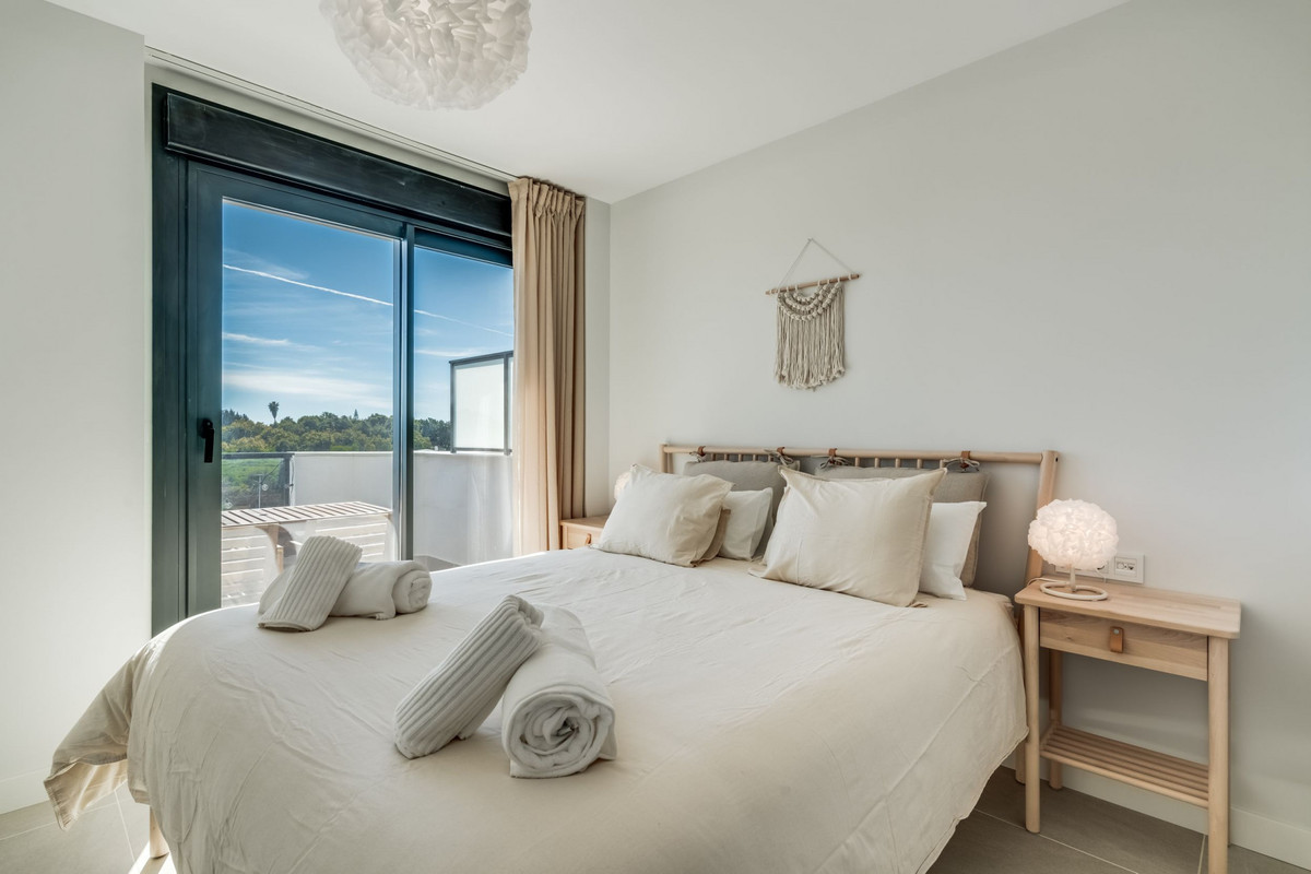 1 Bed Apartment for sale in Selwo Costa Del Sol, Málaga, Spain