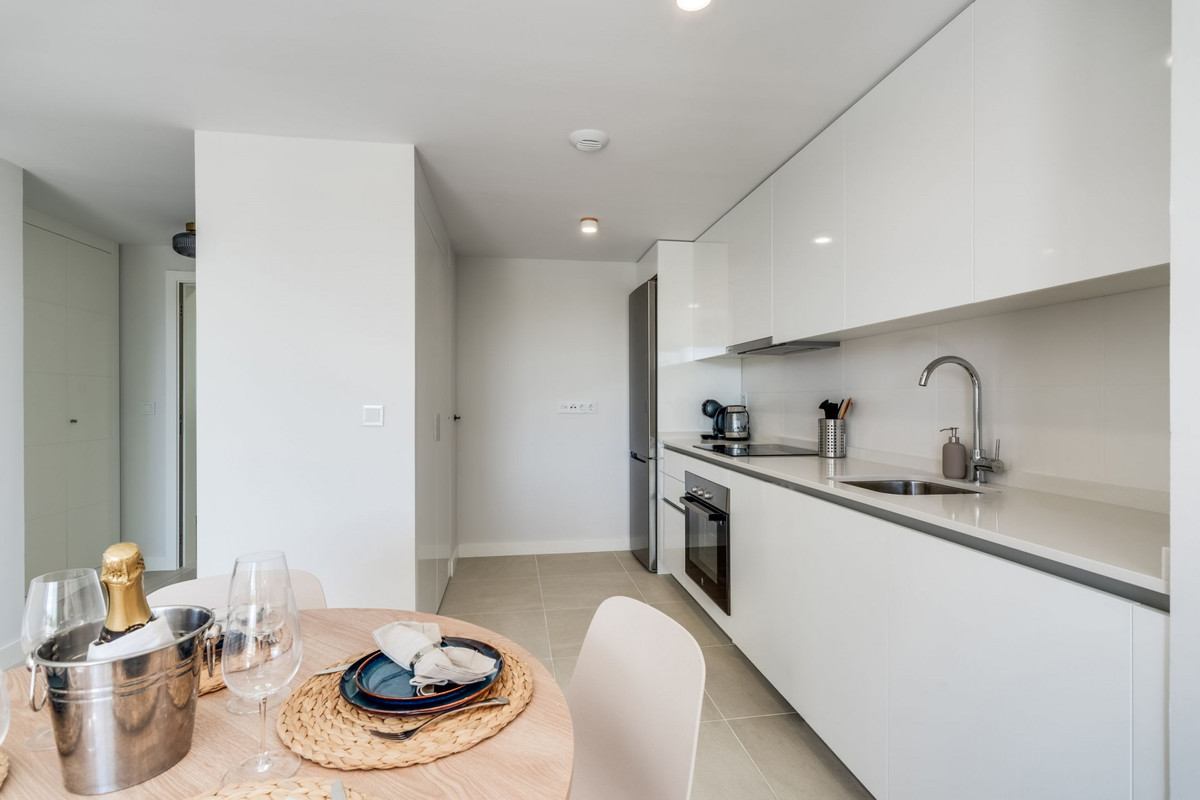 1 Bed Apartment for sale in Selwo Costa Del Sol, Málaga, Spain