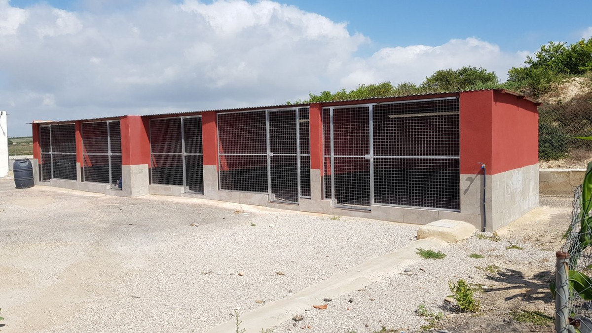 Se vende Finca - Cortijo de 2 dormitorios en Costa Blanca, Alicante, España