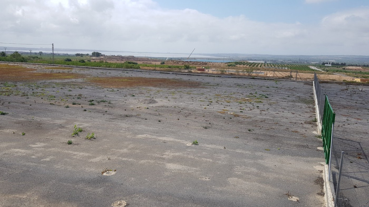 Se vende Finca - Cortijo de 2 dormitorios en Costa Blanca, Alicante, España