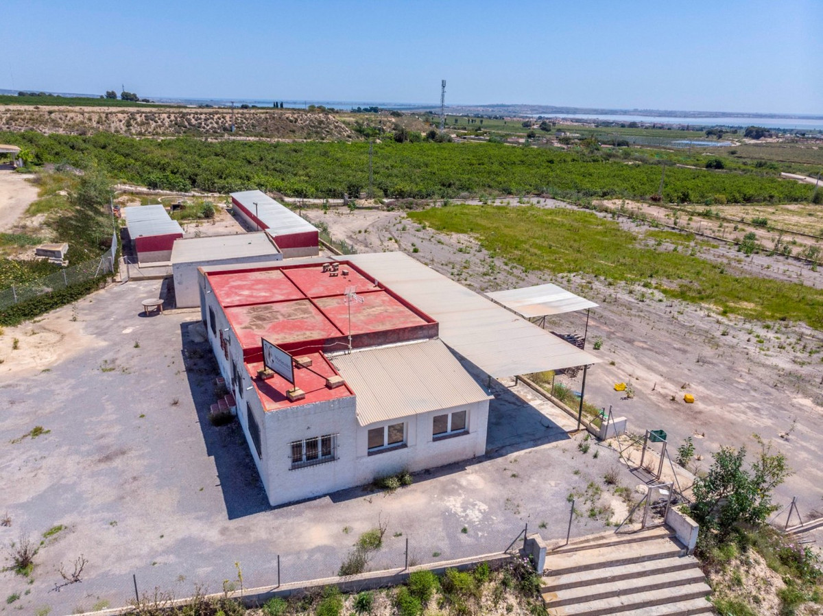 Se vende Finca - Cortijo de 2 dormitorios en Costa Blanca, Alicante, España
