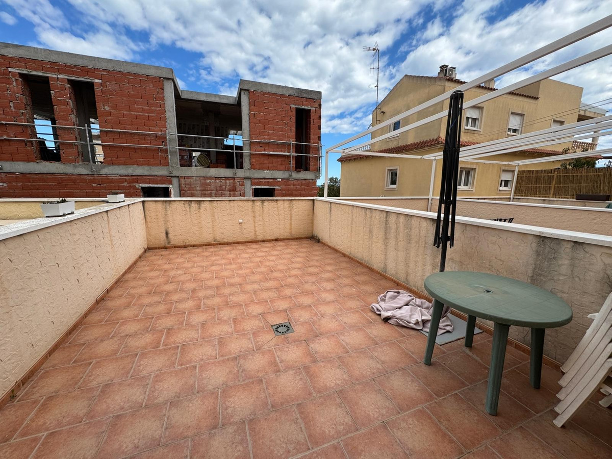 3 Bed Townhouse for sale in Guardamar Del Segura Costa Blanca, Alicante, Spain