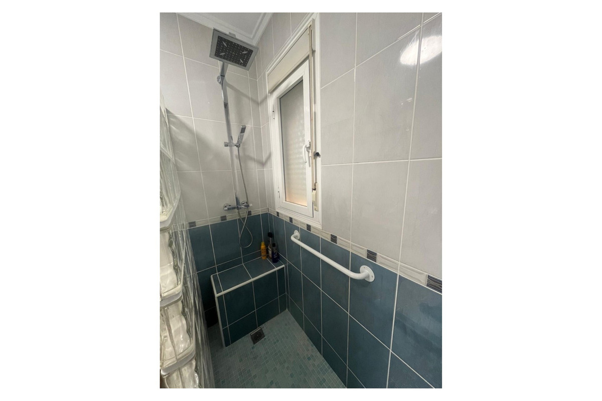 2 Bed Townhouse for sale in Dona Pepa Costa Blanca, Alicante, Spain