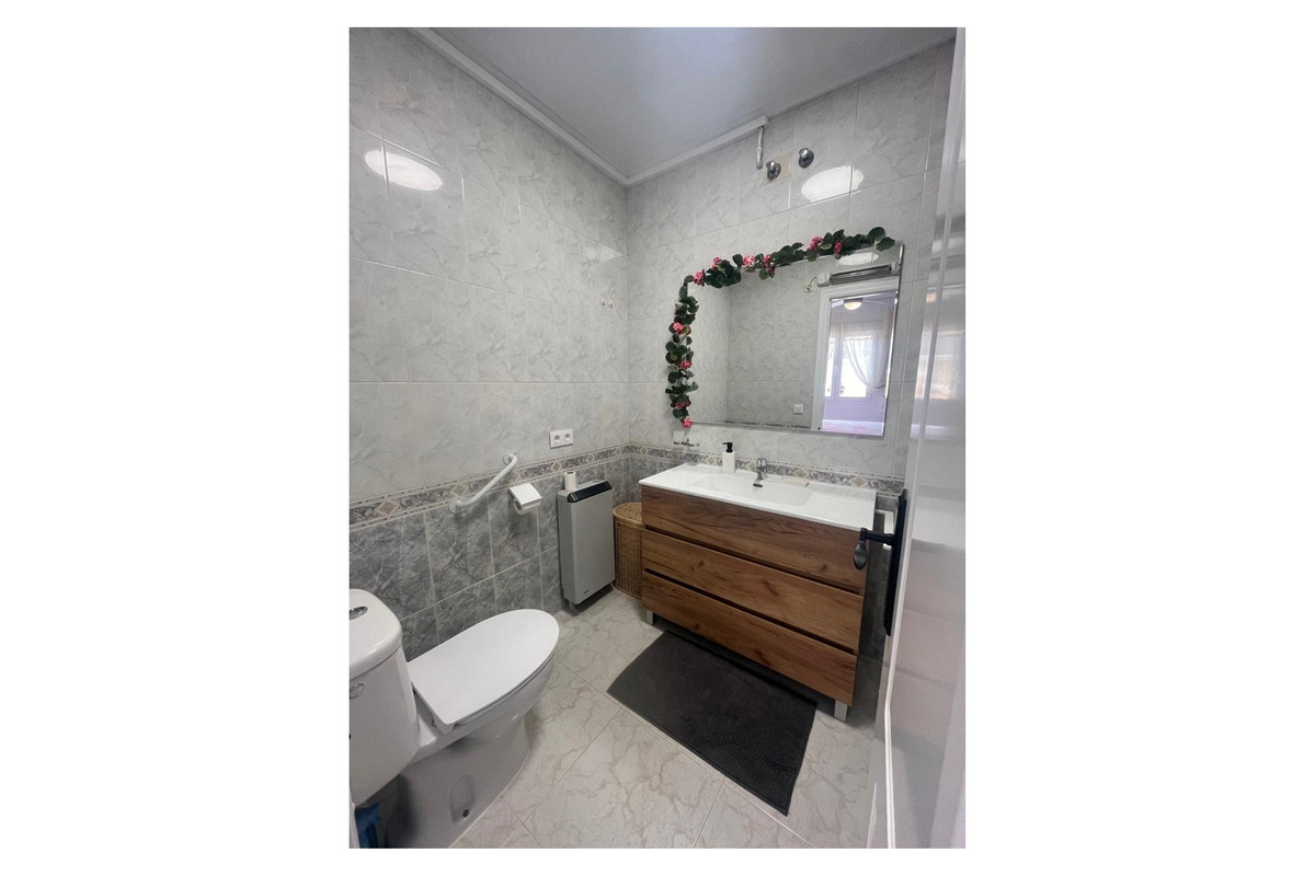 2 Bed Townhouse for sale in Dona Pepa Costa Blanca, Alicante, Spain
