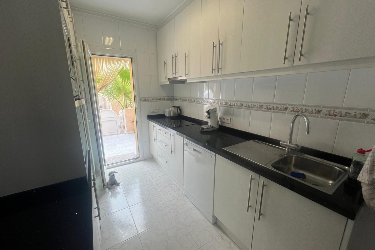2 Bed Townhouse for sale in Dona Pepa Costa Blanca, Alicante, Spain
