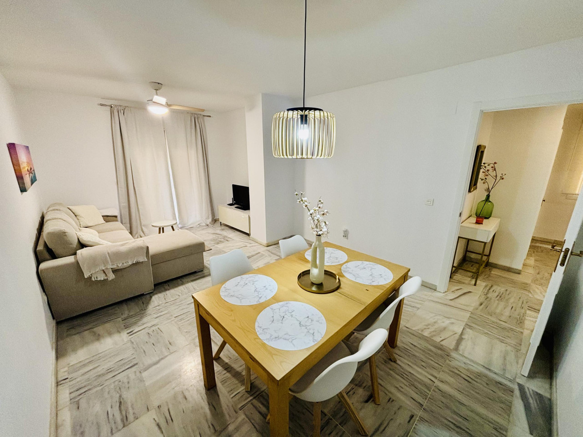 Se vende Apartamento Planta Baja de 4 dormitorios en Costa Del Sol, Málaga, España