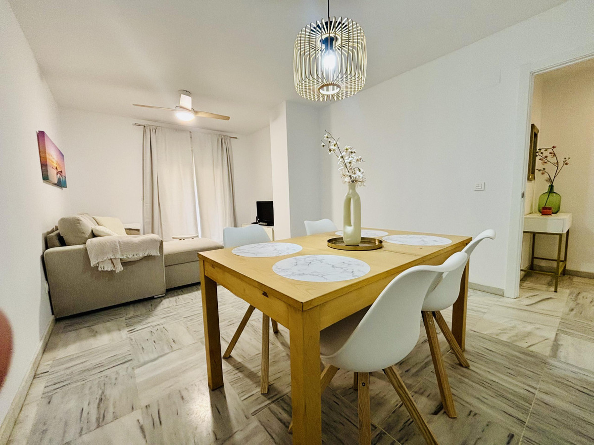 Se vende Apartamento Planta Baja de 4 dormitorios en Costa Del Sol, Málaga, España
