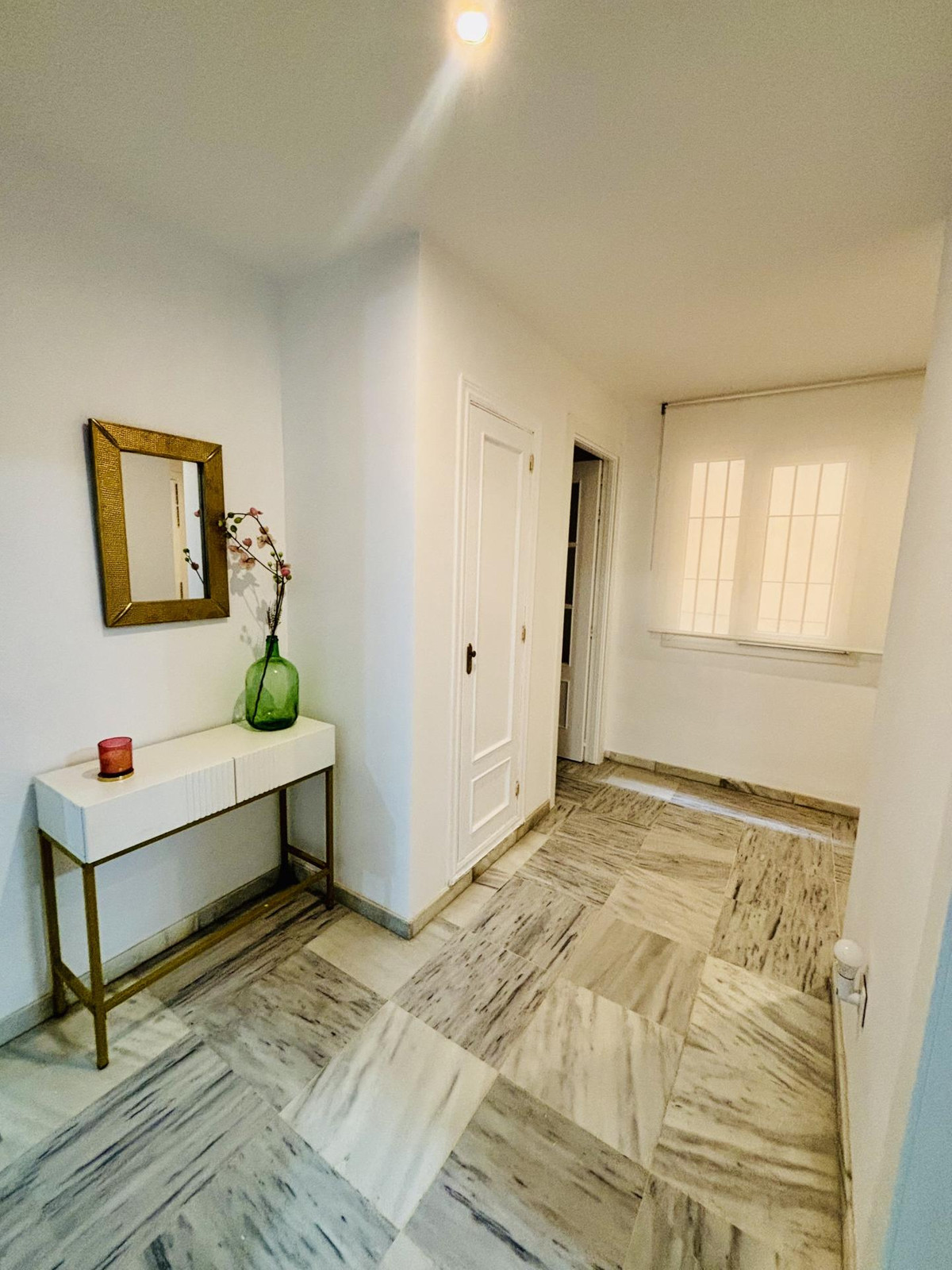 Se vende Apartamento Planta Baja de 4 dormitorios en Costa Del Sol, Málaga, España