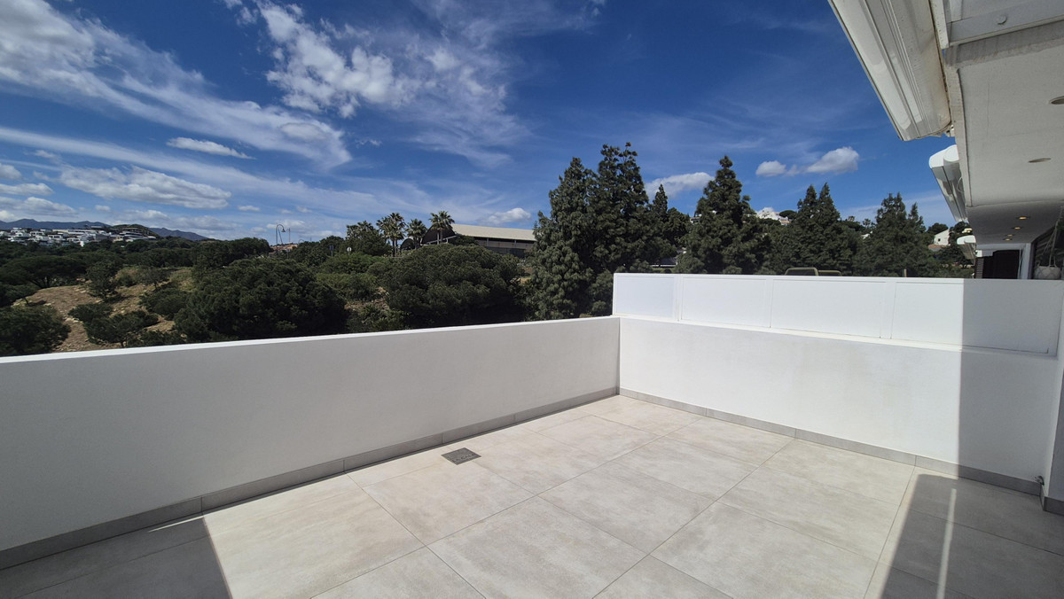 Se vende Villa - Chalet de 5 dormitorios en Costa Del Sol, Málaga, España