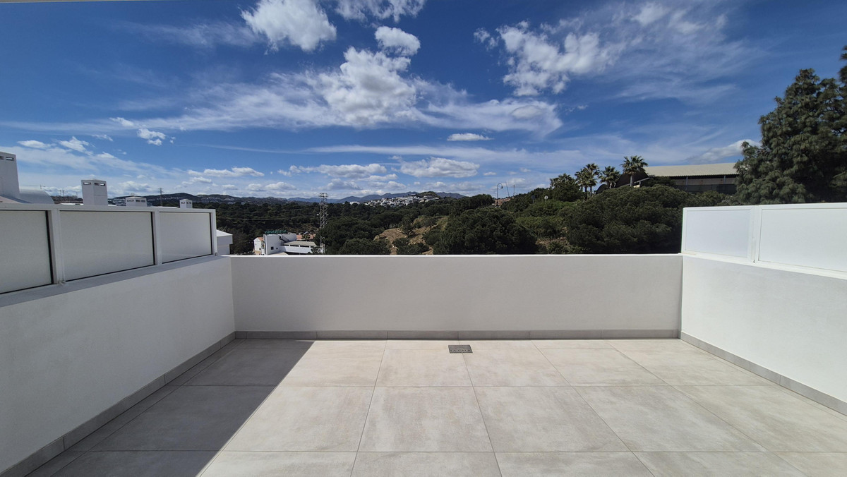 Se vende Villa - Chalet de 5 dormitorios en Costa Del Sol, Málaga, España