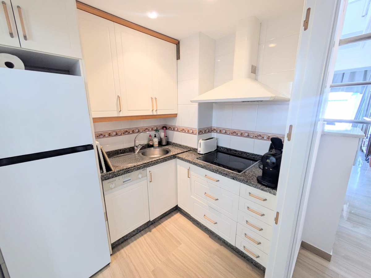 3 Bed Apartment for sale in Benalmadena Costa Del Sol, Málaga, Spain