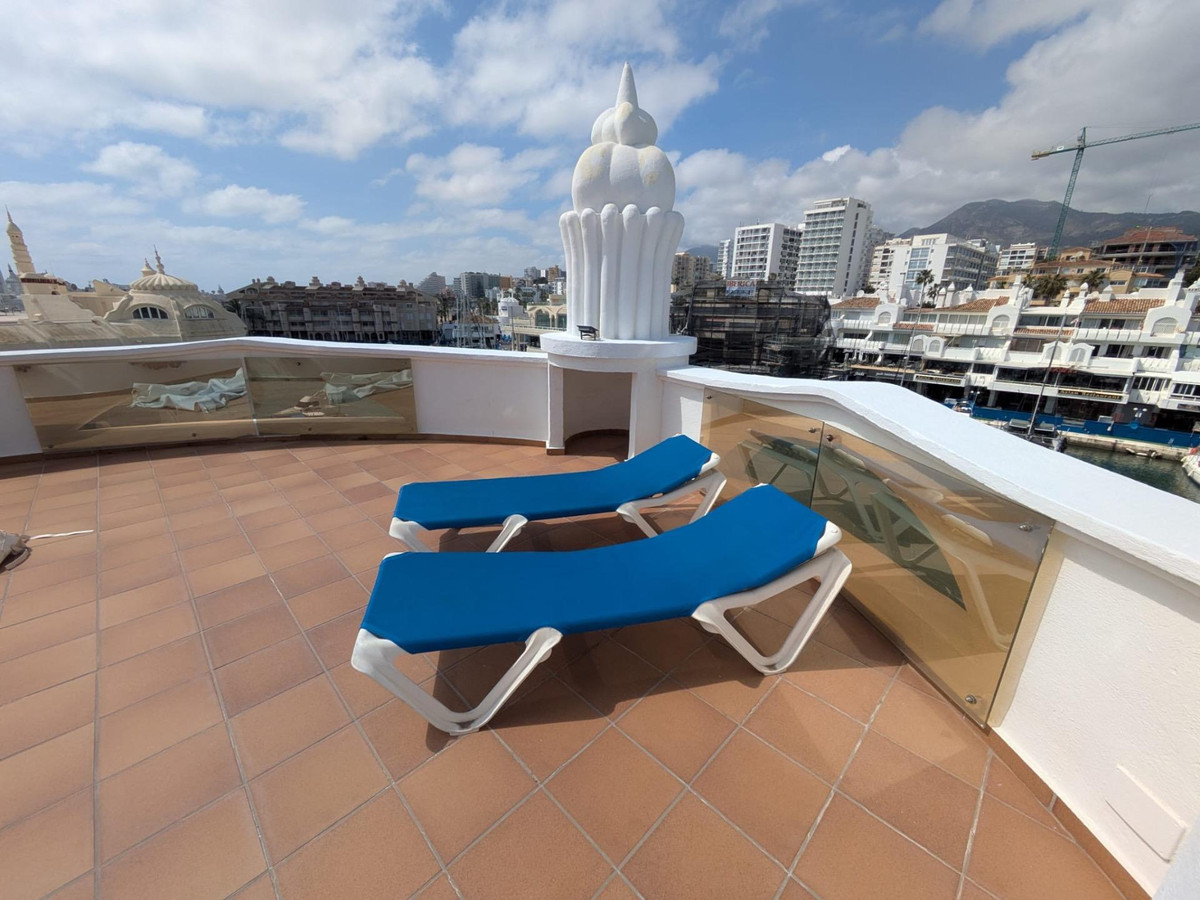 3 Bed Apartment for sale in Benalmadena Costa Del Sol, Málaga, Spain