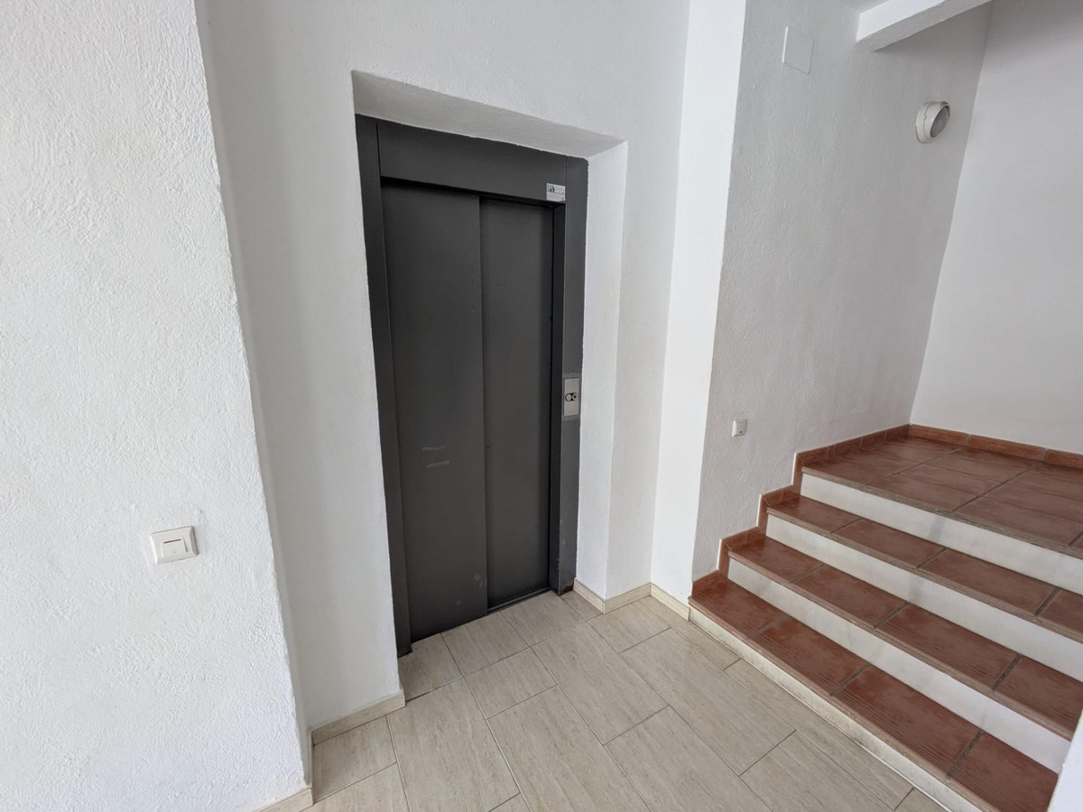 3 Bed Apartment for sale in Benalmadena Costa Del Sol, Málaga, Spain