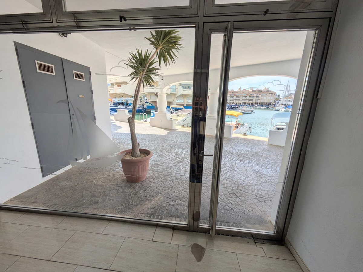3 Bed Apartment for sale in Benalmadena Costa Del Sol, Málaga, Spain