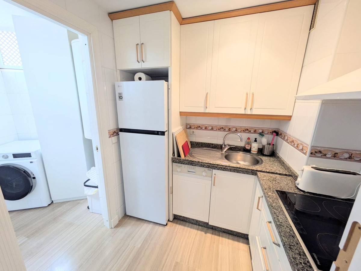 3 Bed Apartment for sale in Benalmadena Costa Del Sol, Málaga, Spain