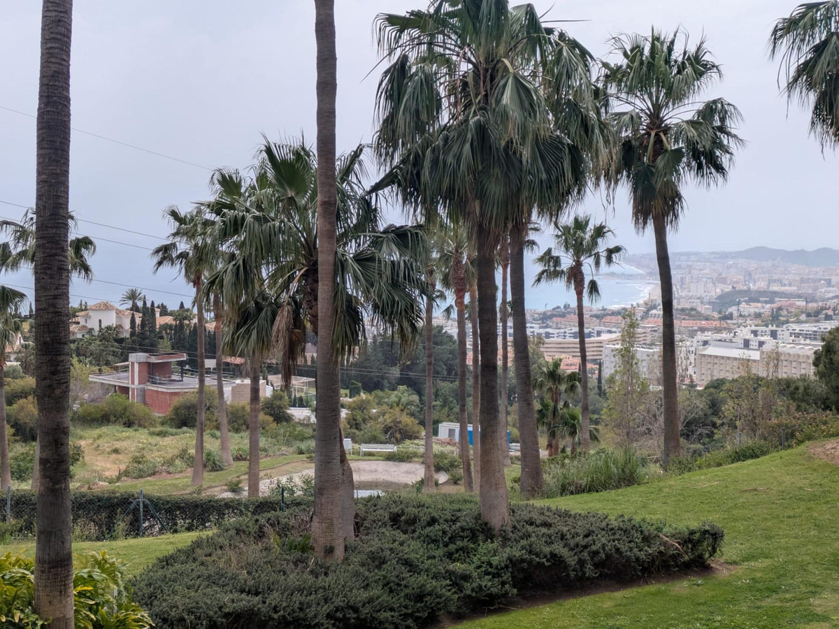 Se vende Apartamento Planta Media de 3 dormitorios en Costa Del Sol, Málaga, España