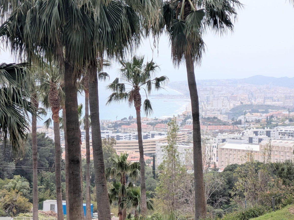 Se vende Apartamento Planta Media de 3 dormitorios en Costa Del Sol, Málaga, España