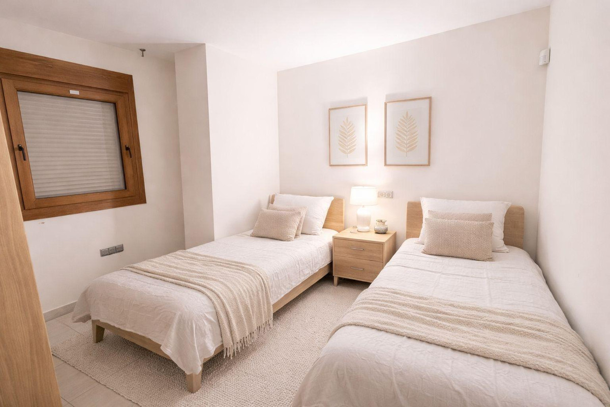 Se vende Apartamento Planta Media de 3 dormitorios en Costa Del Sol, Málaga, España