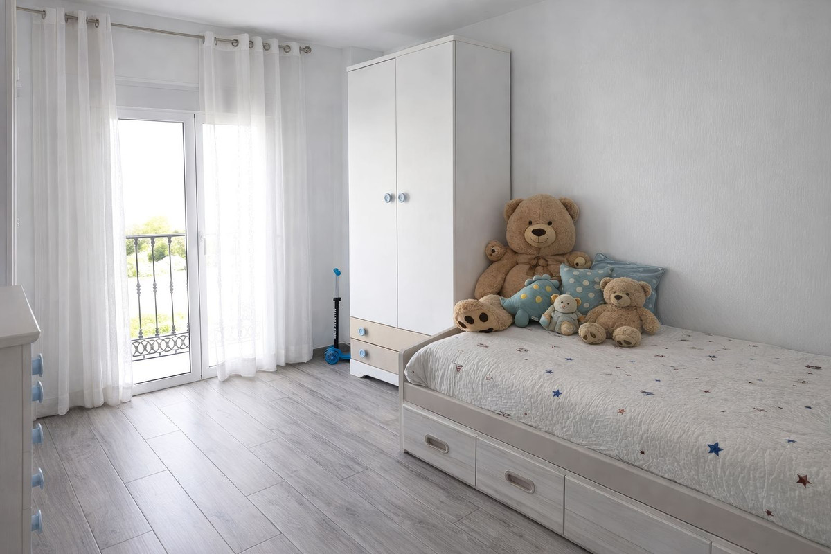 3 Bed Apartment for sale in Alhaurín El Grande Costa Del Sol, Málaga, Spain
