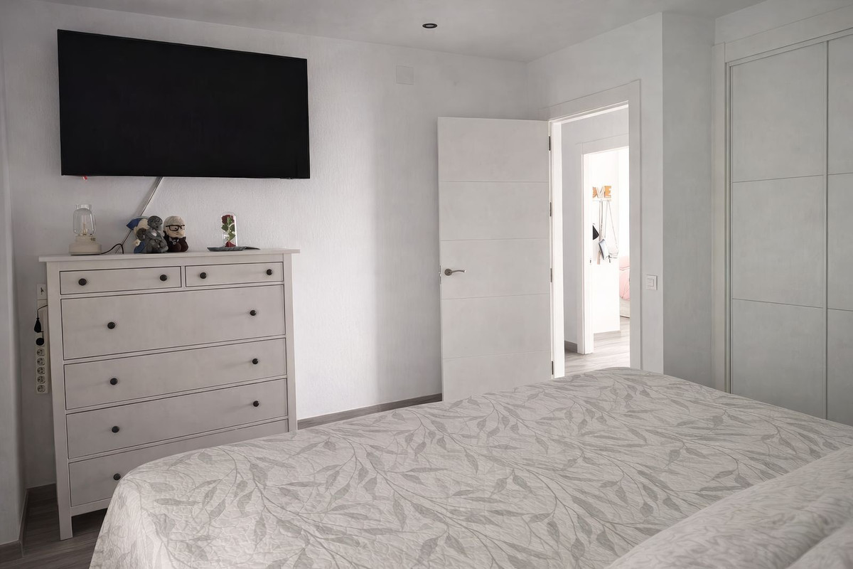 3 Bed Apartment for sale in Alhaurín El Grande Costa Del Sol, Málaga, Spain