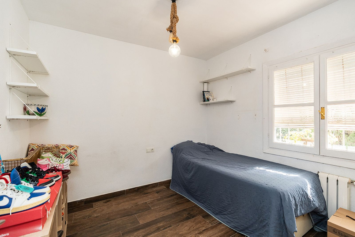 Se vende Villa - Chalet de 6 dormitorios en Costa Del Sol, Málaga, España