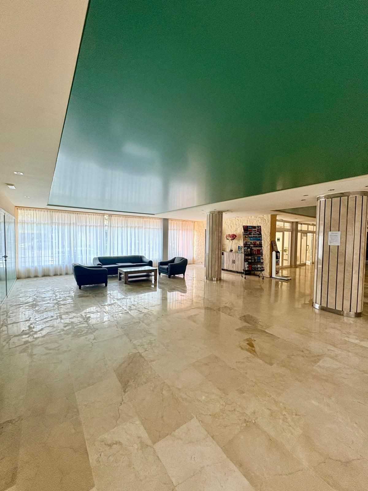 Se vende Estudio Planta Media de 1 dormitorios en Costa Del Sol, Málaga, España