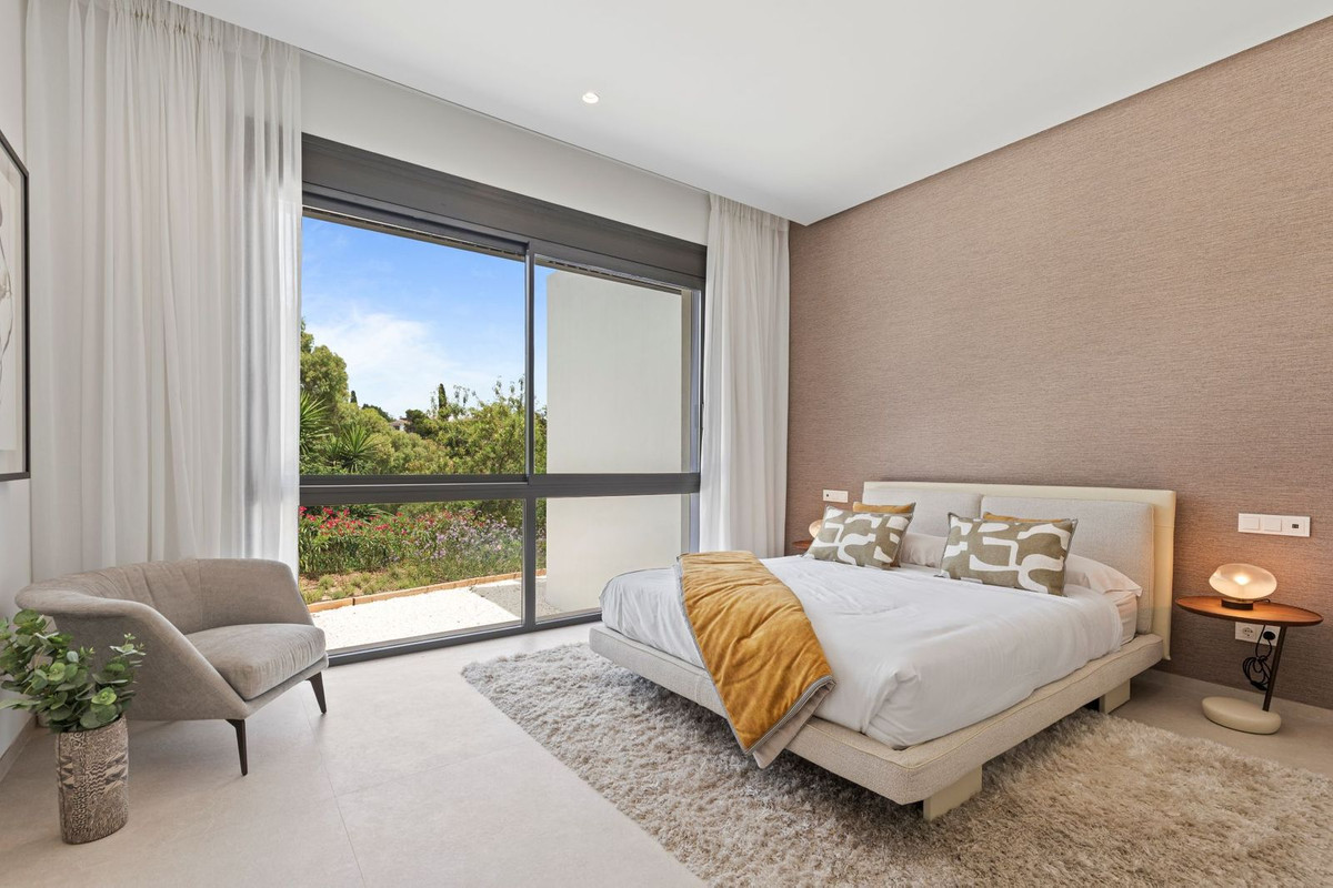 Se vende Villa - Chalet de 6 dormitorios en Costa Del Sol, Málaga, España