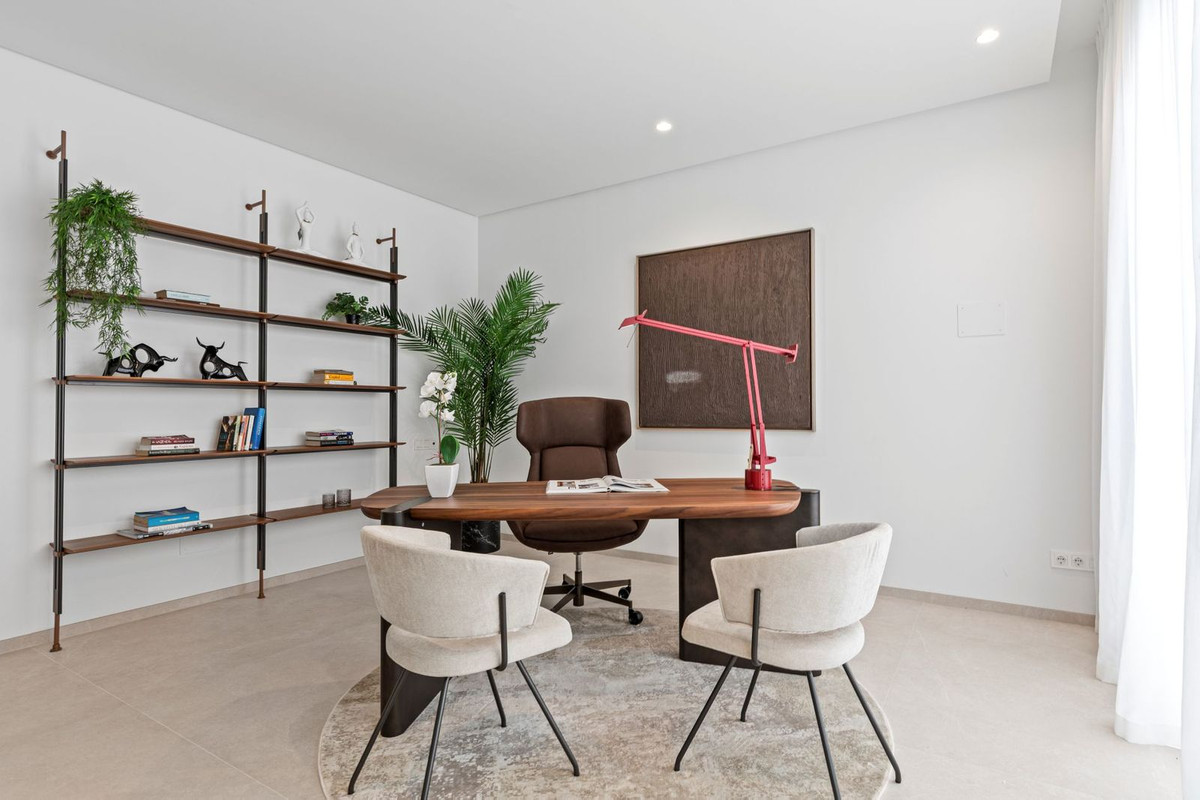 Se vende Villa - Chalet de 6 dormitorios en Costa Del Sol, Málaga, España