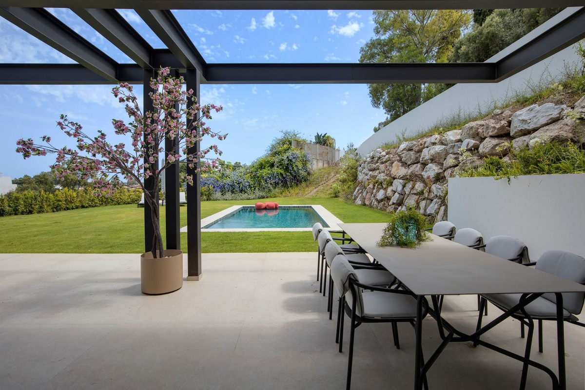 Se vende Villa - Chalet de 6 dormitorios en Costa Del Sol, Málaga, España