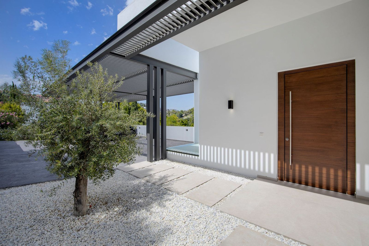 Se vende Villa - Chalet de 6 dormitorios en Costa Del Sol, Málaga, España
