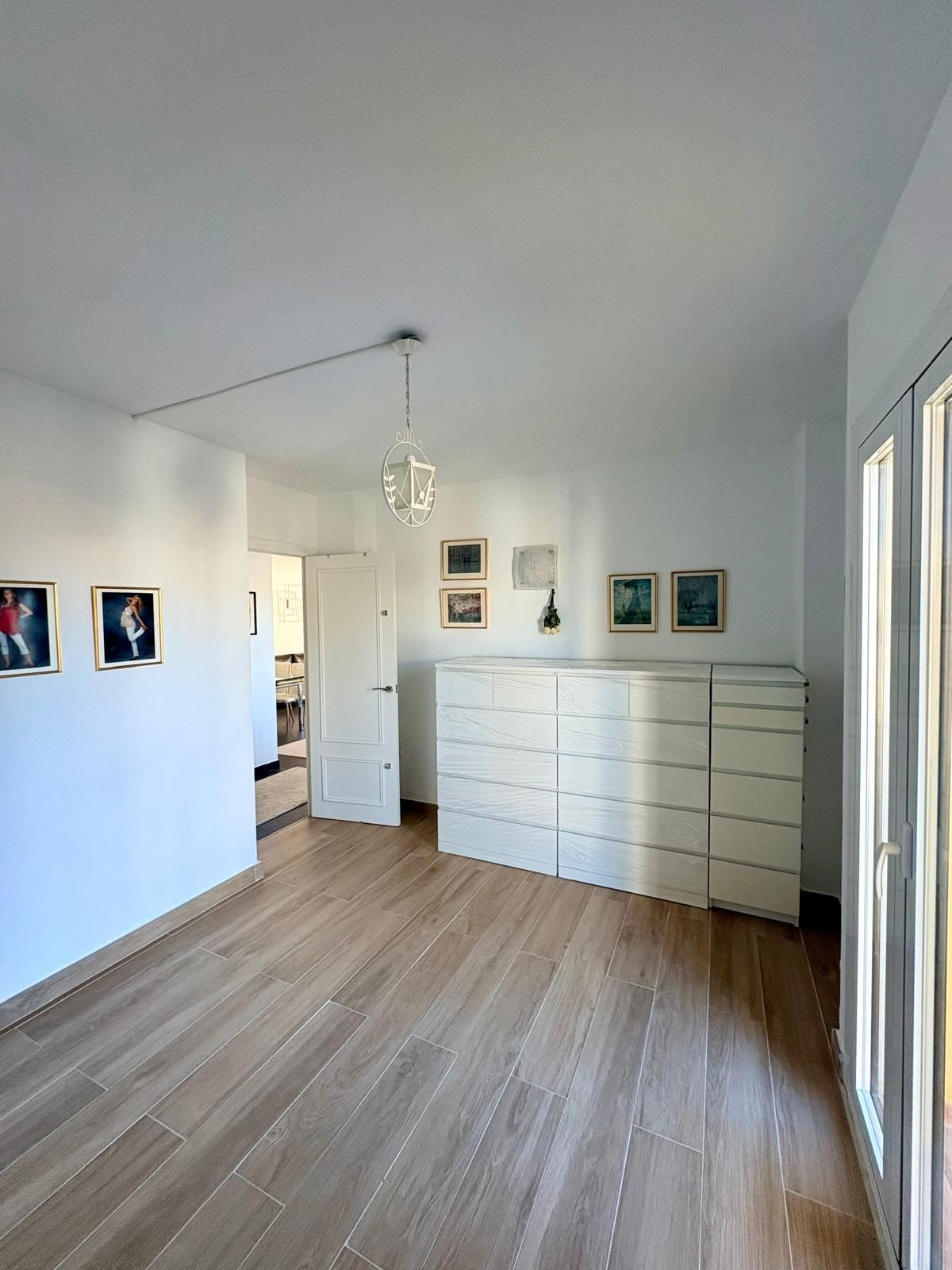 2 Bed Apartment for sale in Fuengirola Costa Del Sol, Málaga, Spain