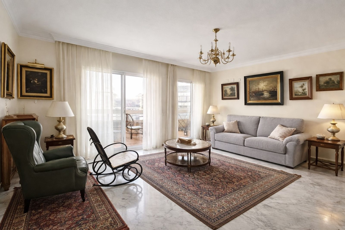3 Bed Apartment for sale in Marbella Costa Del Sol, Málaga, Spain