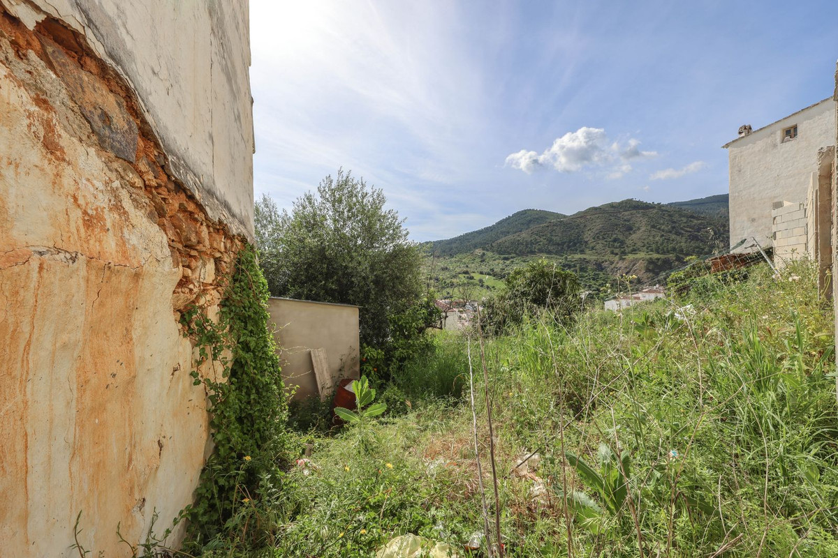 Se vende Terreno Urbano  en Costa Del Sol, Málaga, España