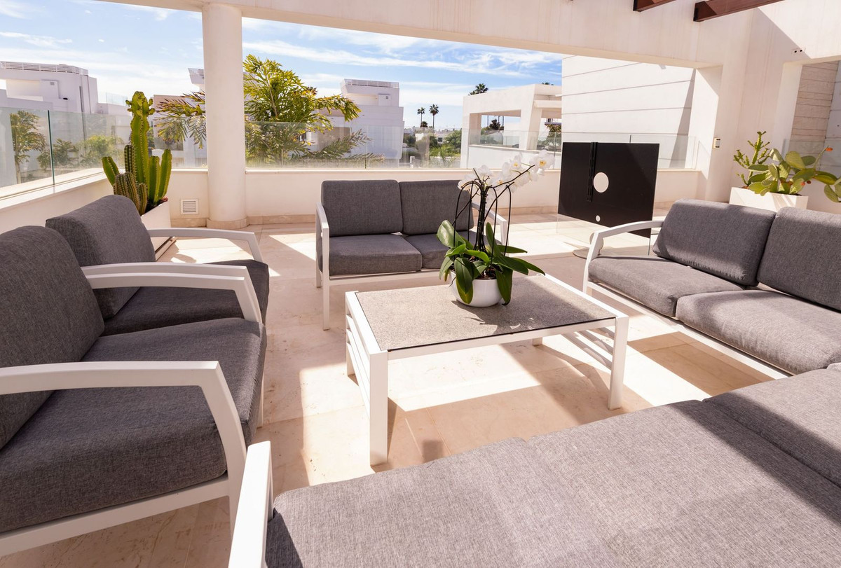 4 Bed Townhouse for sale in San Pedro De Alcántara Costa Del Sol, Málaga, Spain
