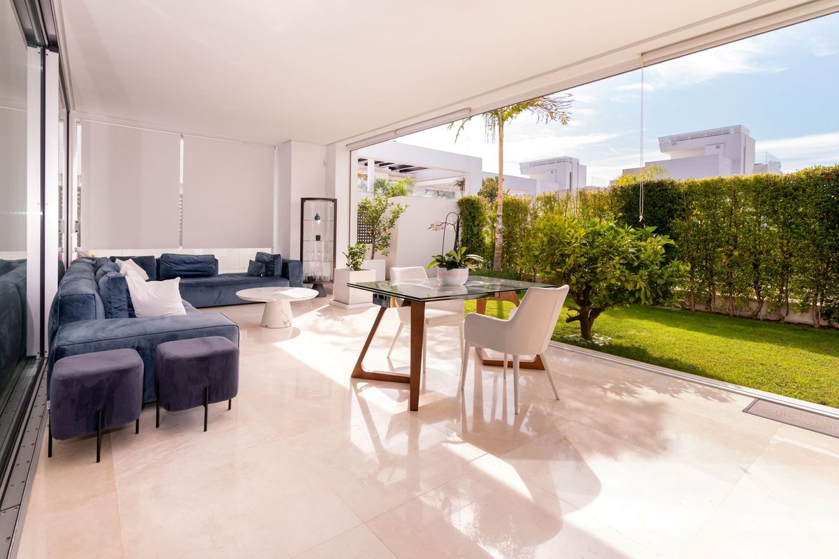 4 Bed Townhouse for sale in San Pedro De Alcántara Costa Del Sol, Málaga, Spain