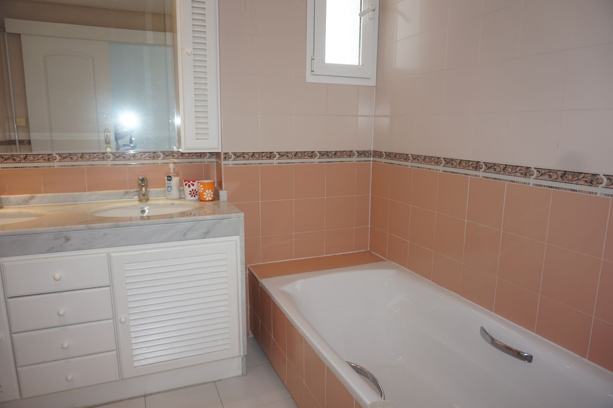 3 Bed Apartment for sale in Riviera Del Sol Costa Del Sol, Málaga, Spain