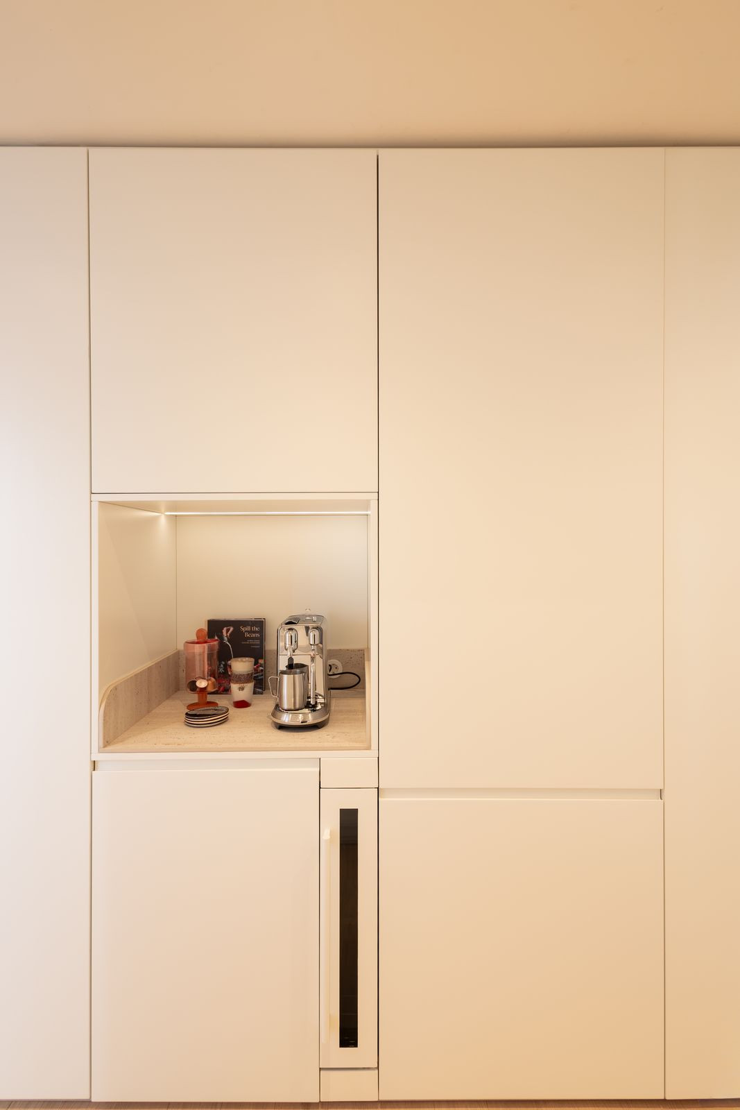 2 Bed Apartment for sale in Nueva Andalucía Costa Del Sol, Málaga, Spain