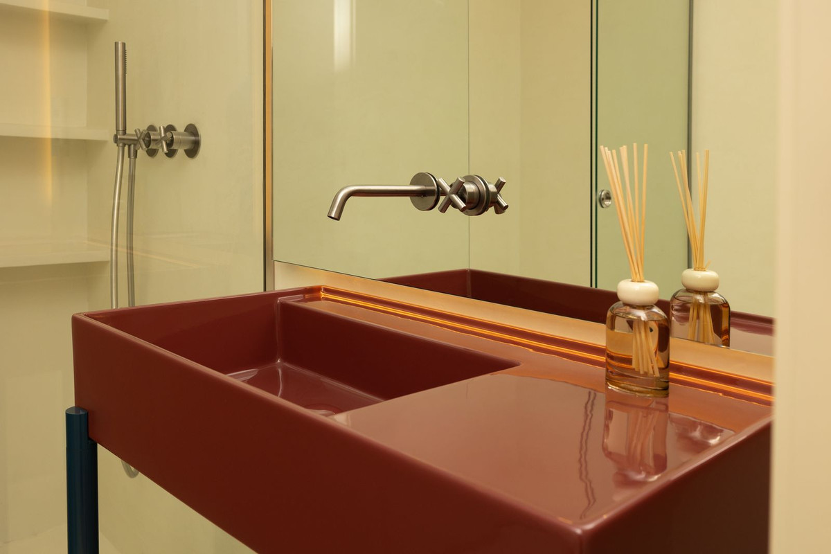 2 Bed Apartment for sale in Nueva Andalucía Costa Del Sol, Málaga, Spain