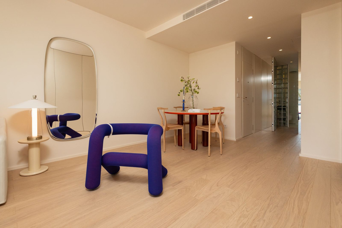 2 Bed Apartment for sale in Nueva Andalucía Costa Del Sol, Málaga, Spain