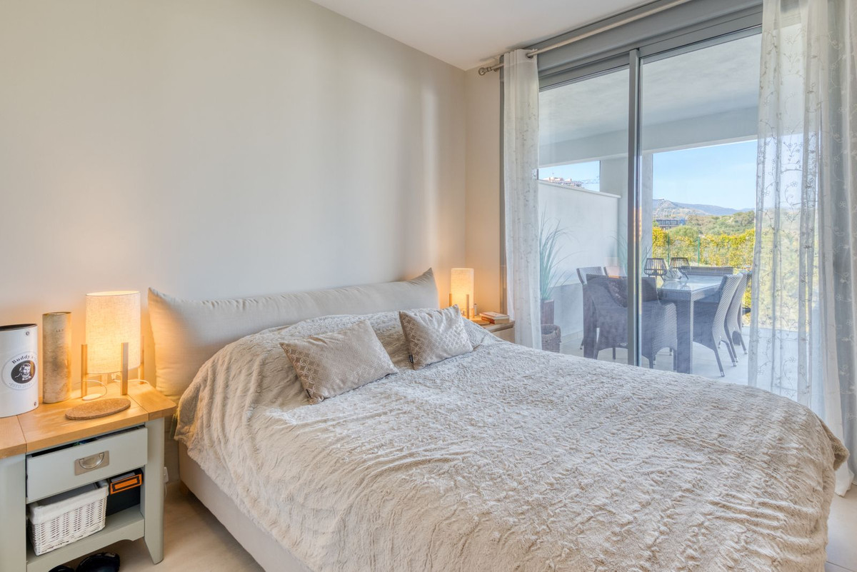 Se vende Apartamento Planta Media de 2 dormitorios en Costa Del Sol, Málaga, España