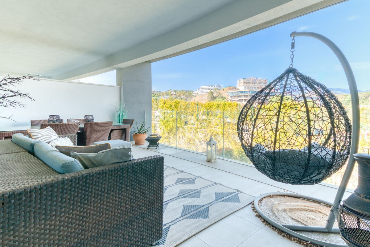 Se vende Apartamento Planta Media de 2 dormitorios en Costa Del Sol, Málaga, España
