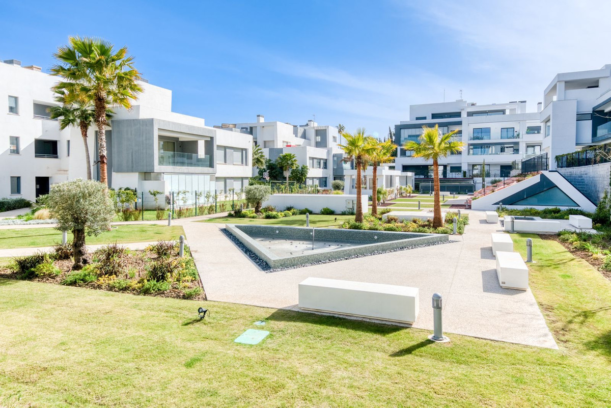 Se vende Apartamento Planta Media de 2 dormitorios en Costa Del Sol, Málaga, España