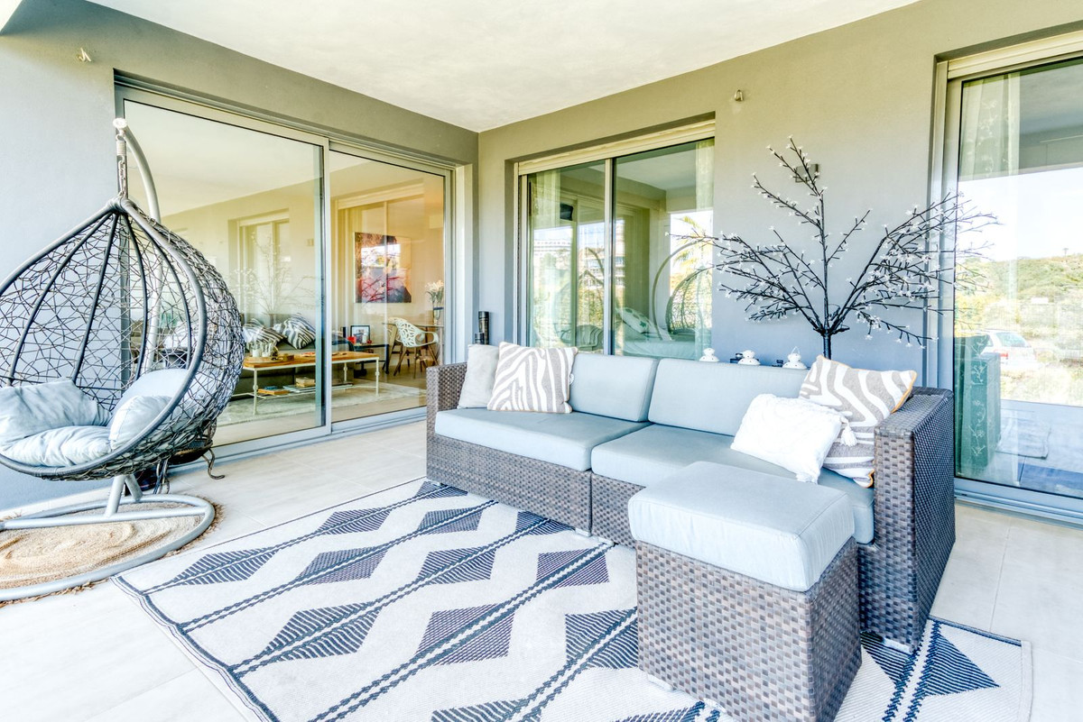 Se vende Apartamento Planta Media de 2 dormitorios en Costa Del Sol, Málaga, España