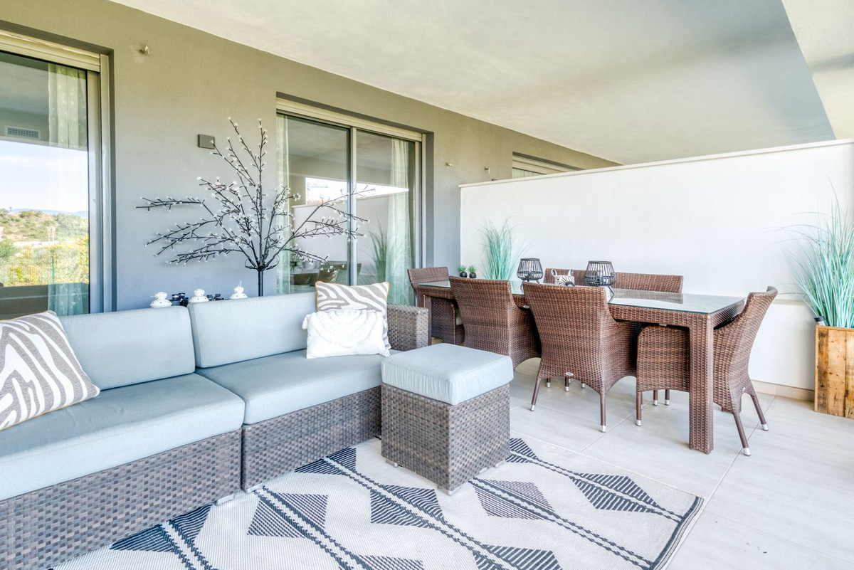 Se vende Apartamento Planta Media de 2 dormitorios en Costa Del Sol, Málaga, España