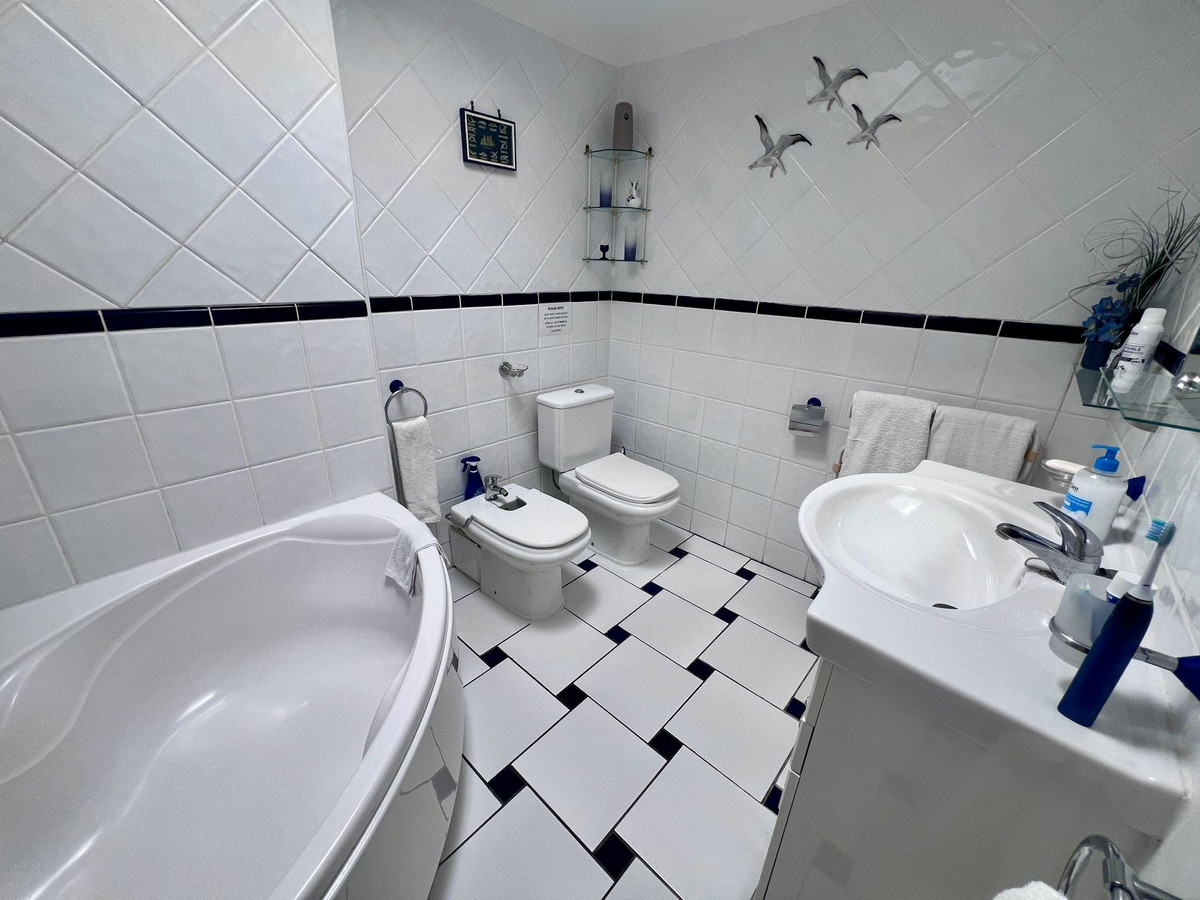 Se vende Adosada de 3 dormitorios en Costa Del Sol, Málaga, España