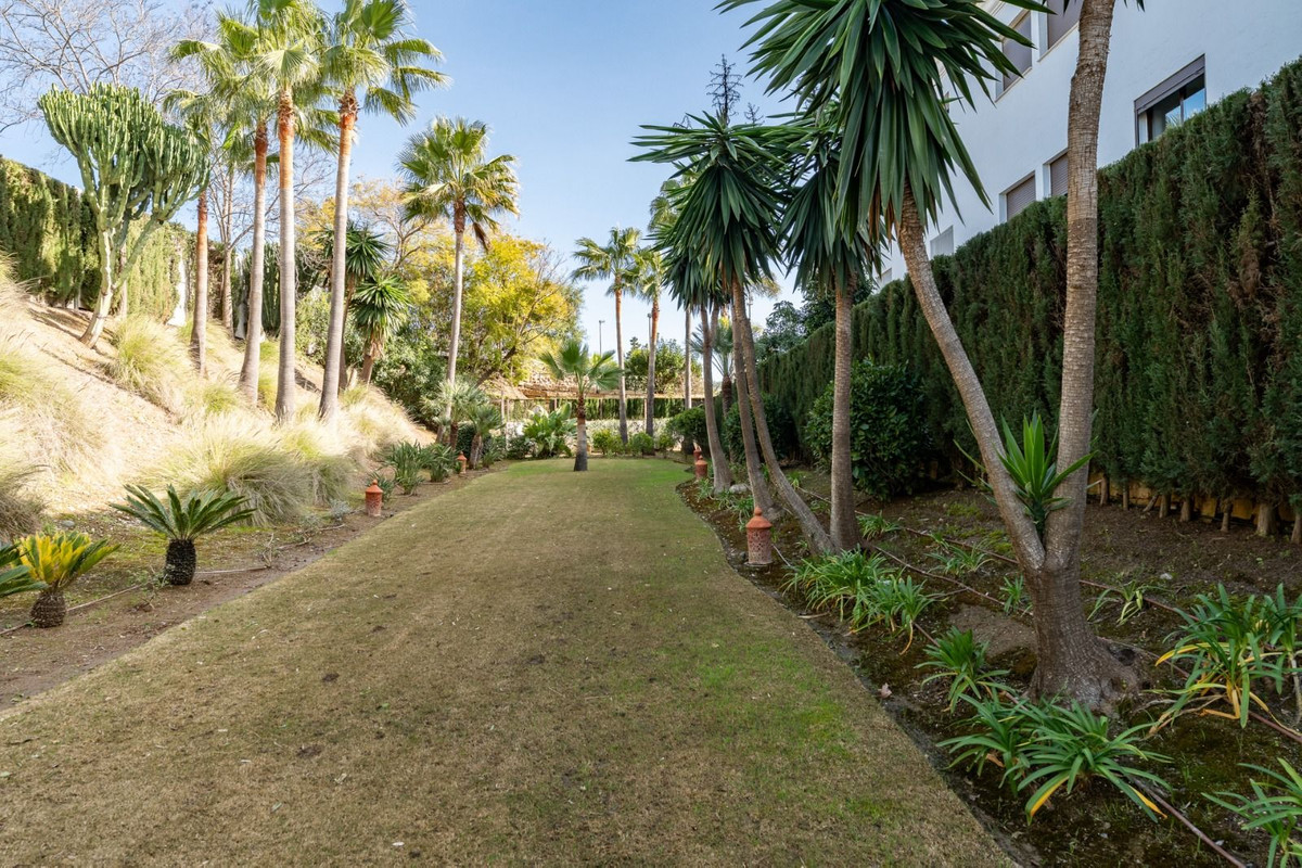 Se vende Apartamento Planta Baja de 3 dormitorios en Costa Del Sol, Málaga, España
